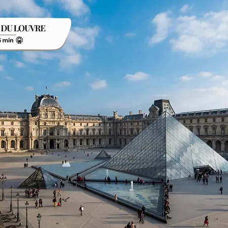 Bluestay 285 - A Paris